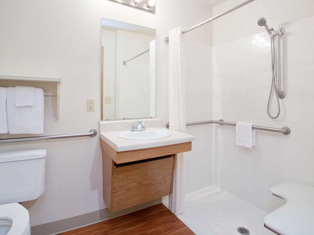 Woodspring Suites Springfield Habitación foto